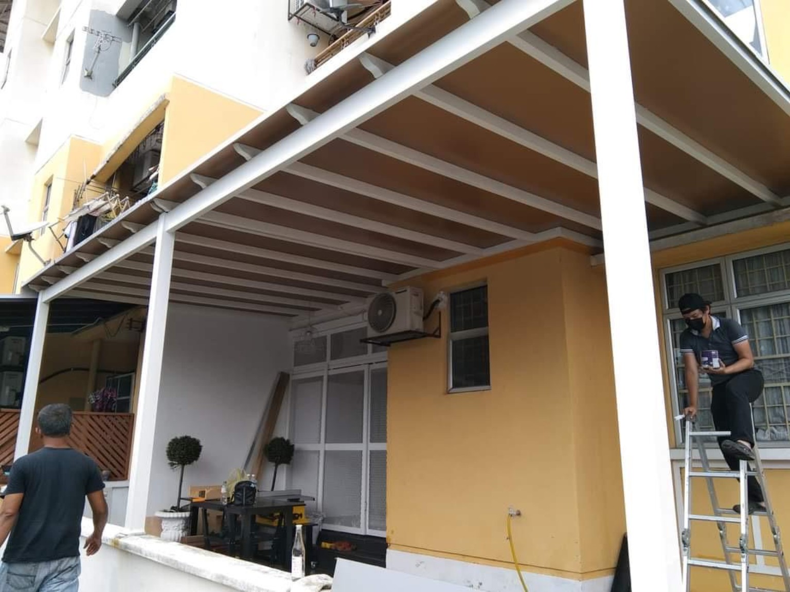 Kerja pemasangan awning Sevenstar